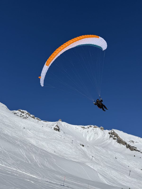 Concours Parapente Vol et Ski à Anzère